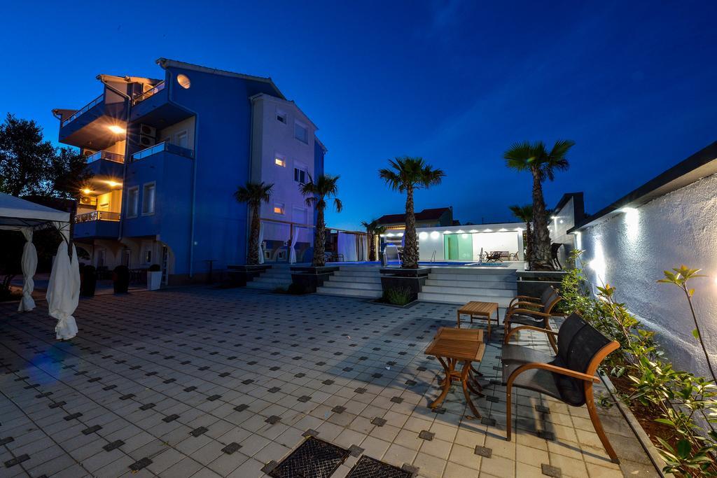 Villa Nika 비빈제 외부 사진